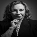 DRA. MARILDA E. NOVAES LIPP